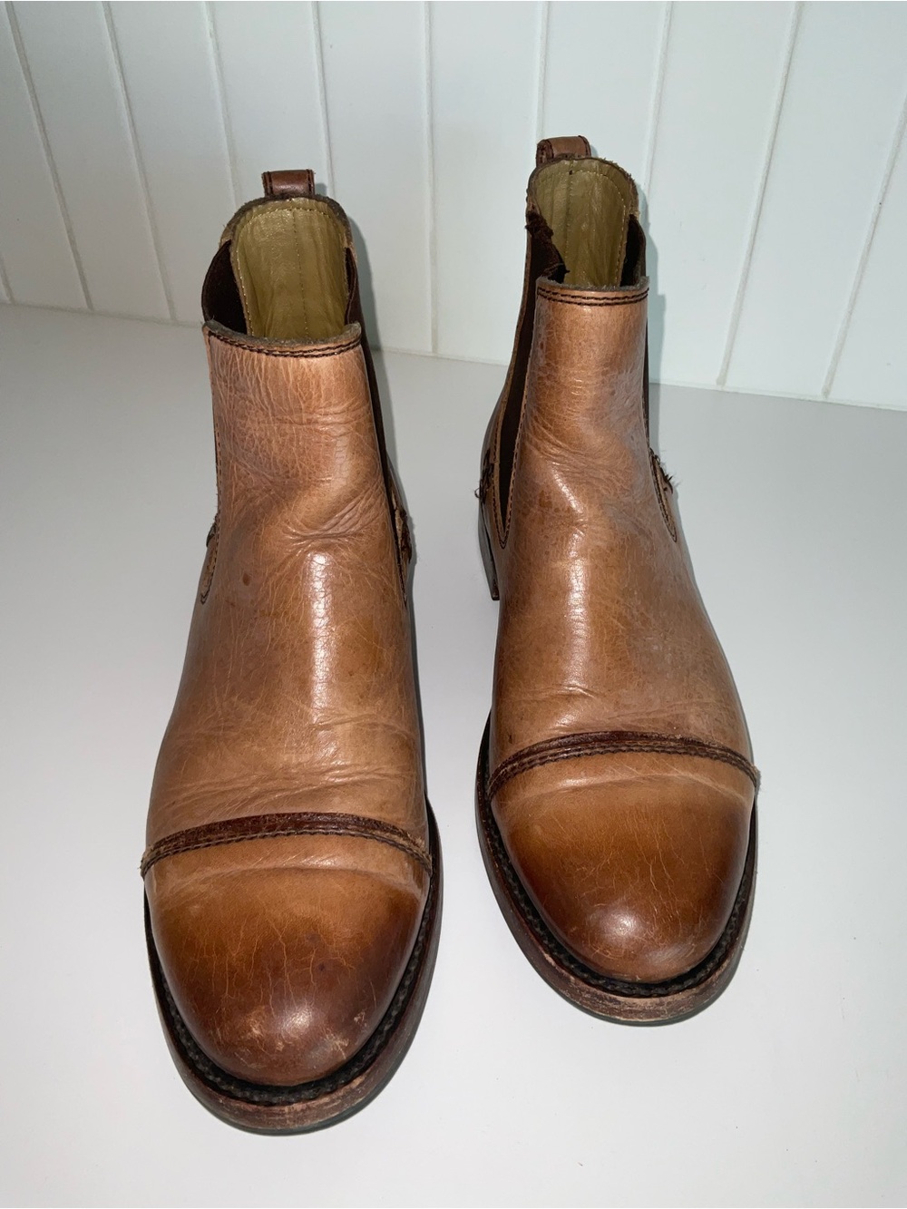 Sutro Santa Ana Tan Leather Chelsea Booties